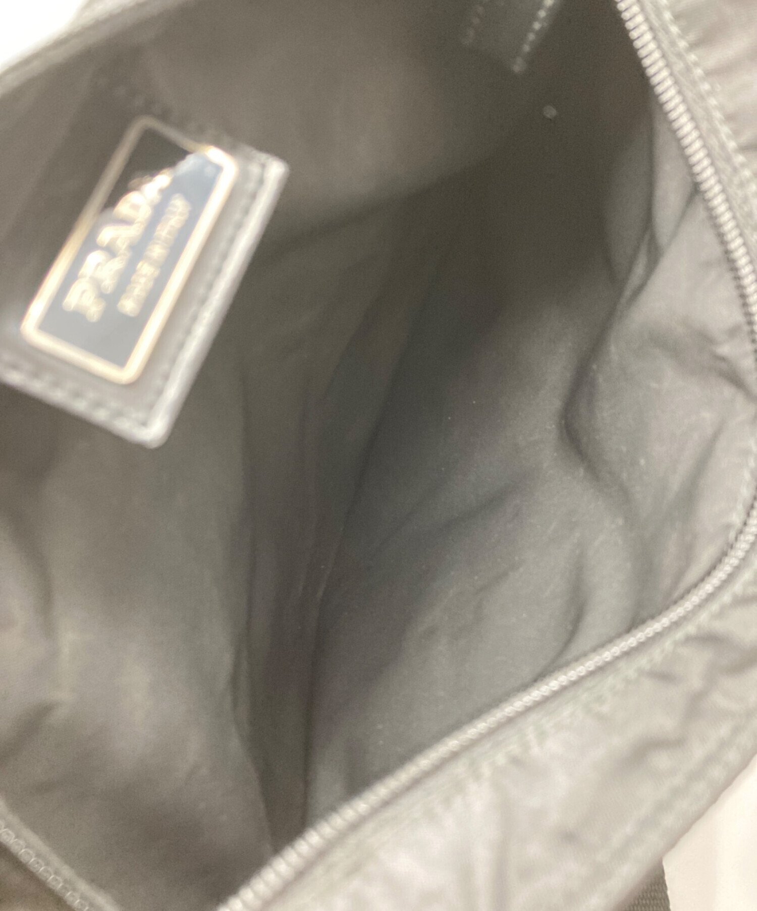 中古・古着通販】PRADA (プラダ) ナイロンサコッシュ ブラック