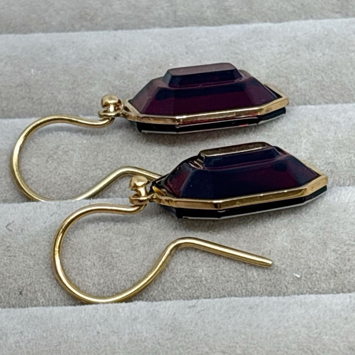 Baccarat バカラ アルクール ピアス レッド×ゴールドカラー｜Yahoo