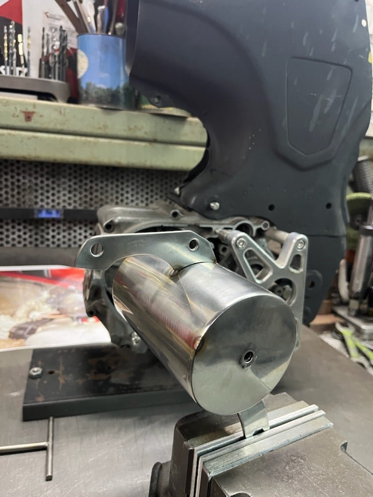 ダックス オイルキャッチタンク ワンオフ | ∞ シャッターのブログ ∞